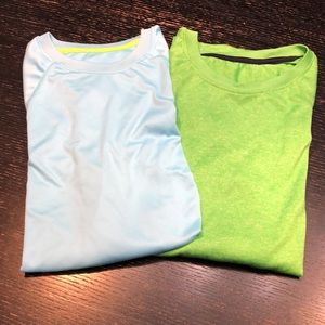 💕2/$14💕 Tek Gear Men’s gym shirt bundle (medium)